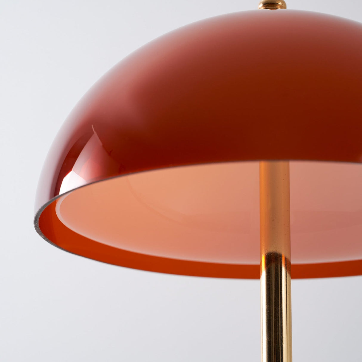 Coby table lamp