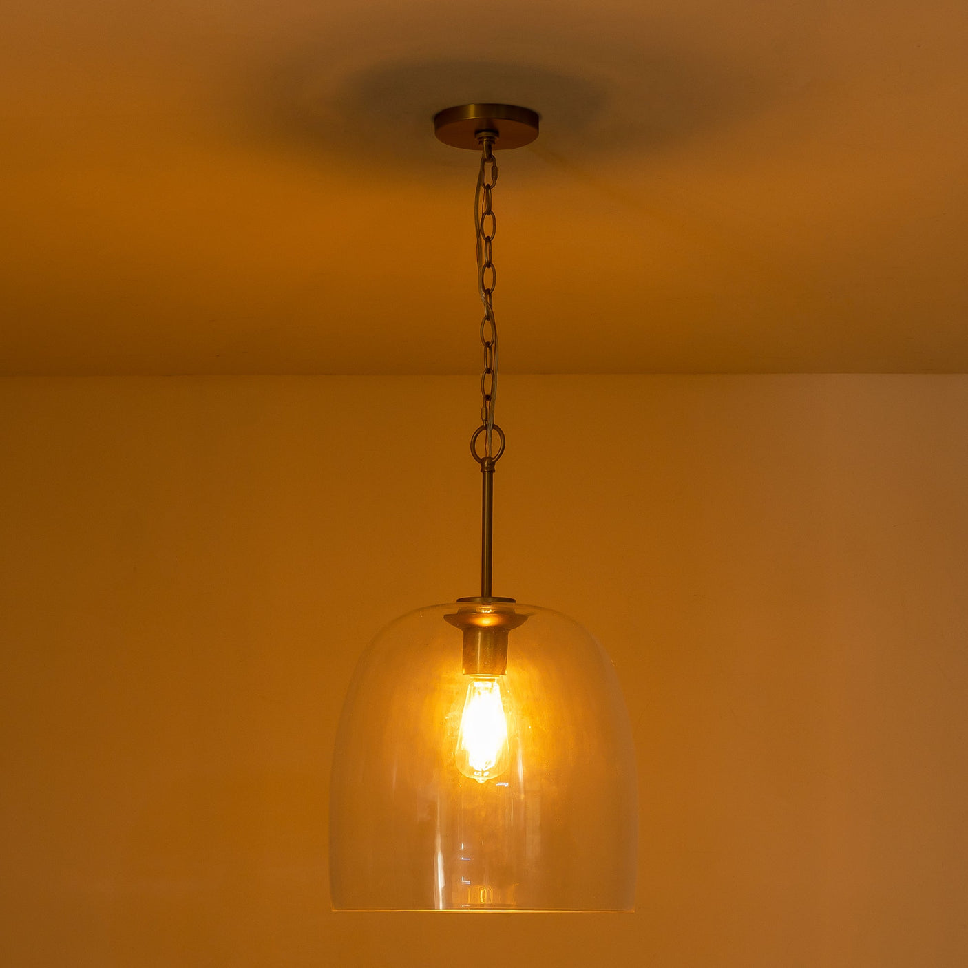 Glas-Pendelleuchte mit verstellbarer Kette, Gold