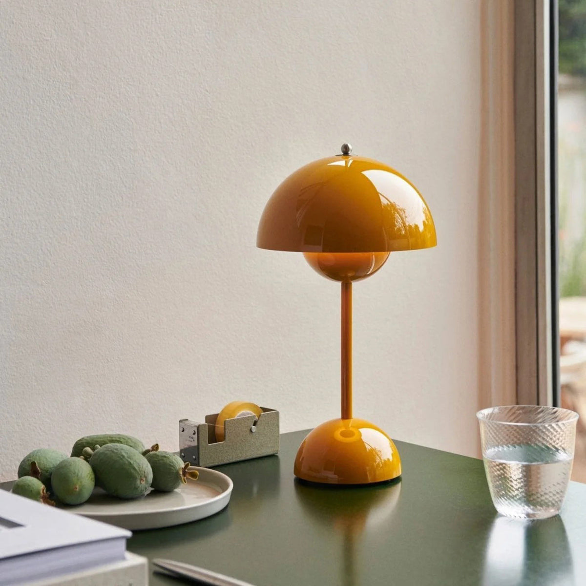 Domo table lamp