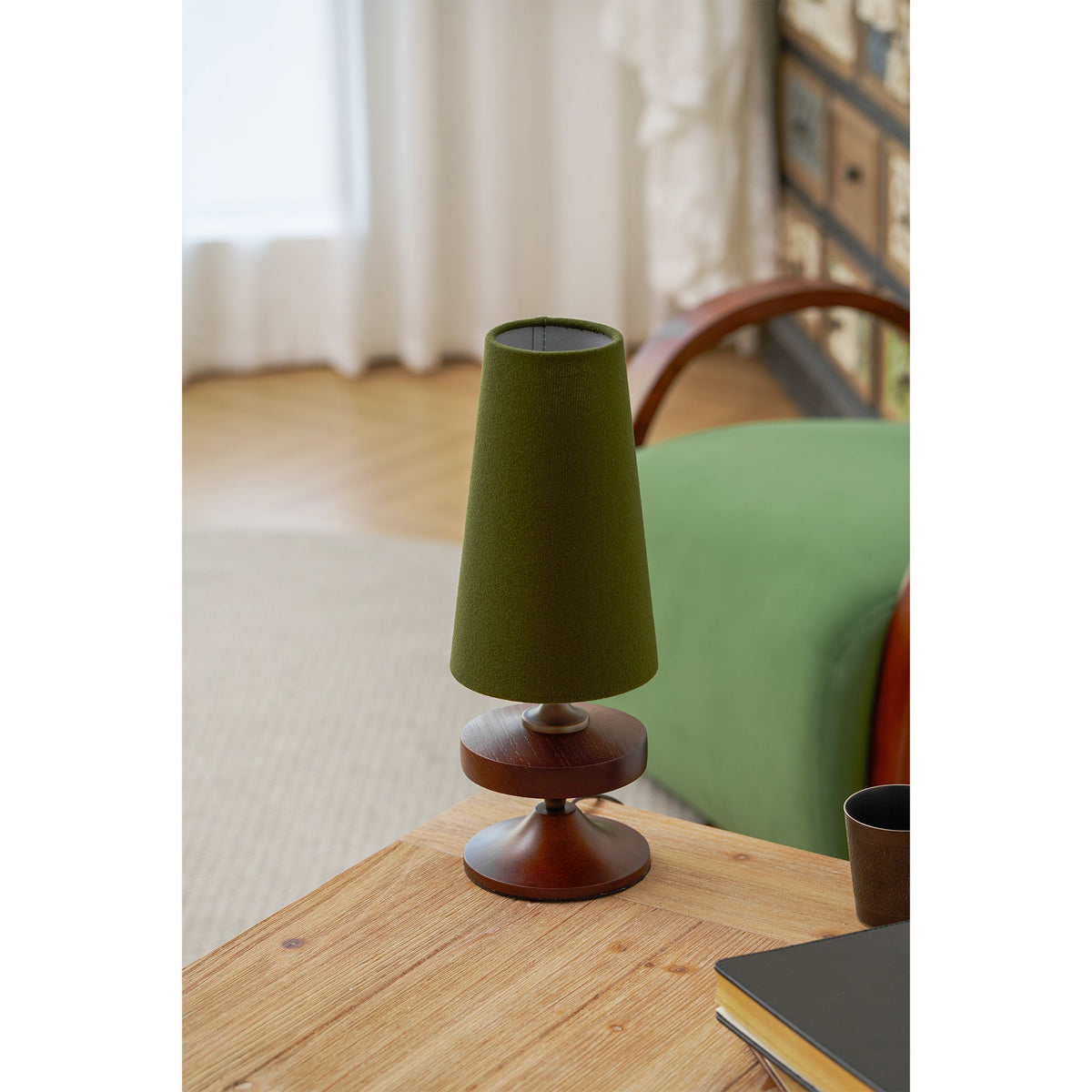 Alvar table lamp