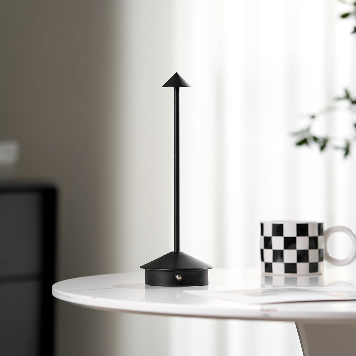 Marena table lamp