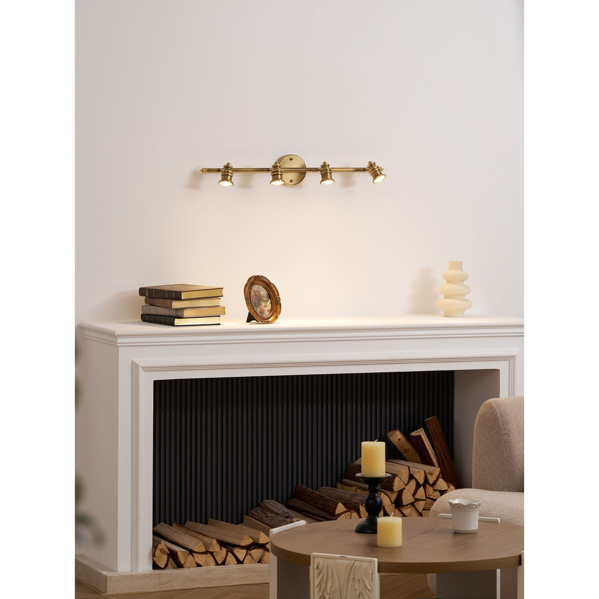 Halophane wall lamp