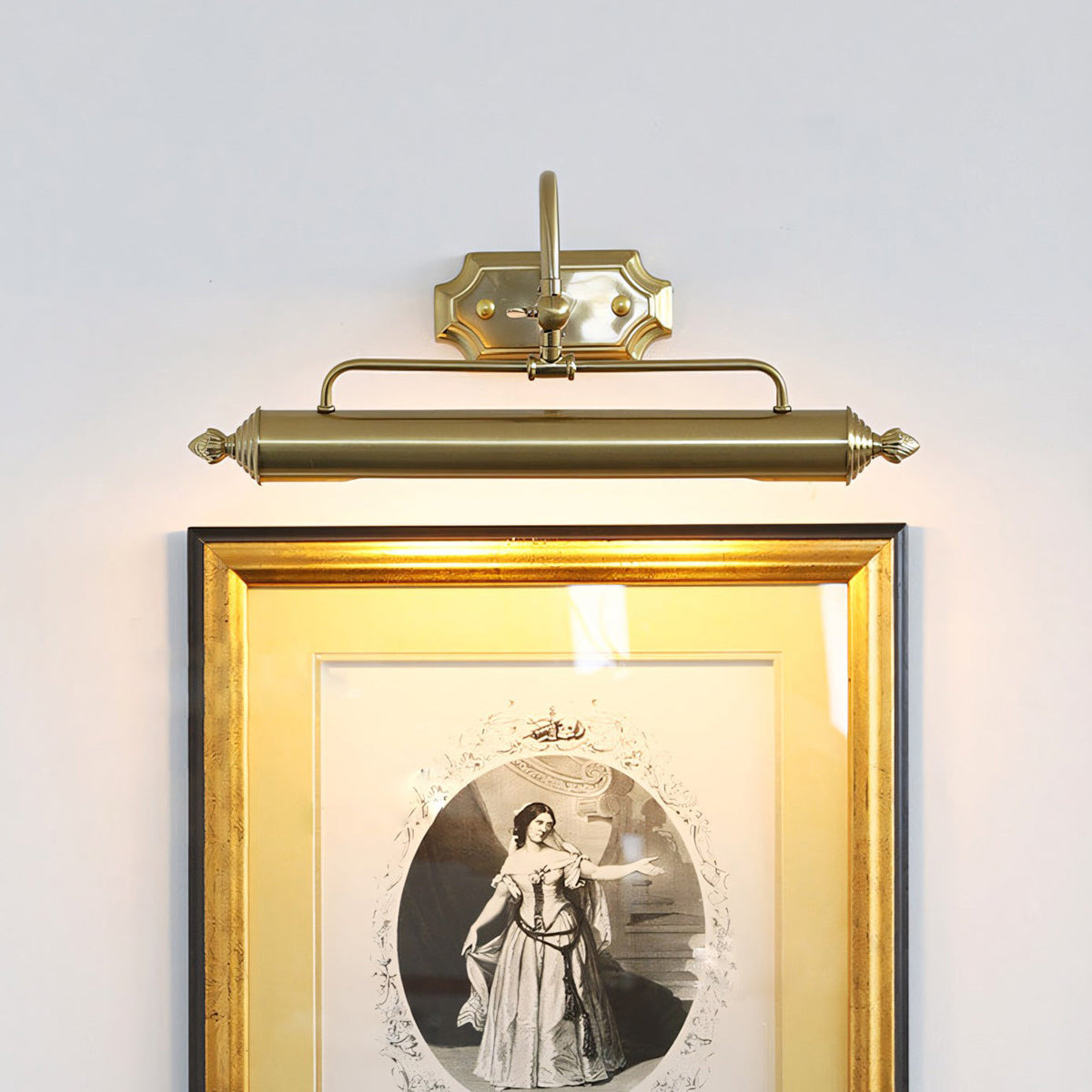 Vellichor wall sconce