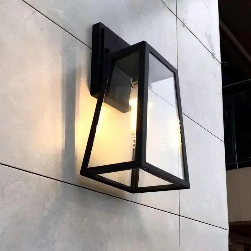 Verona Außenwandleuchte, Glas und Metall, IP65