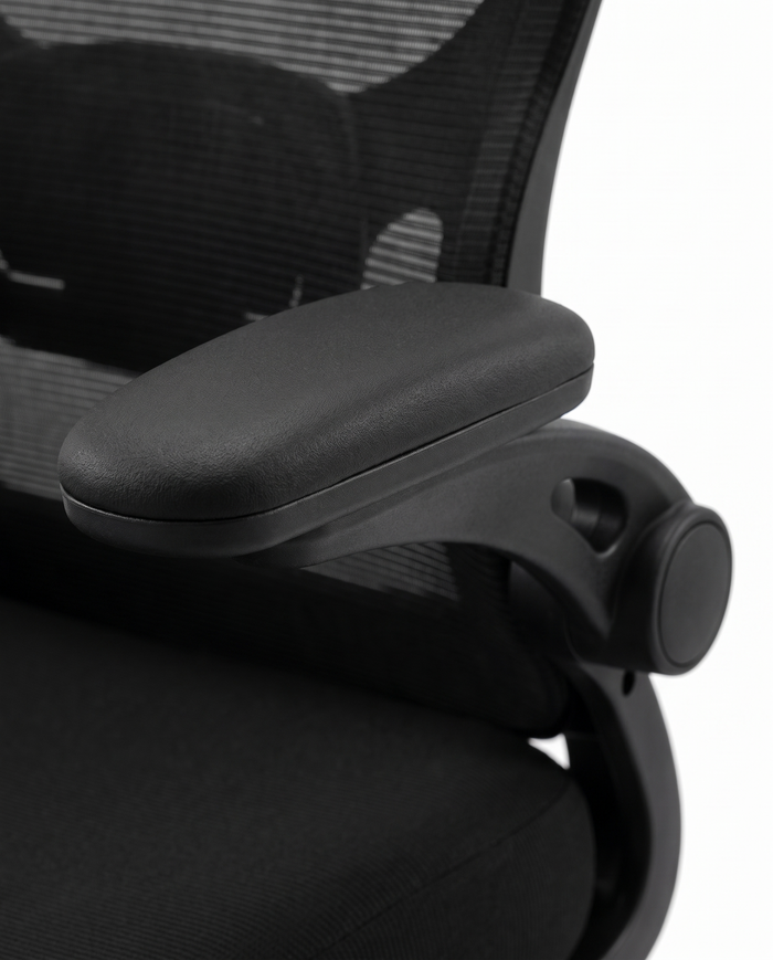Aria 3D adjustable armrest, close-up