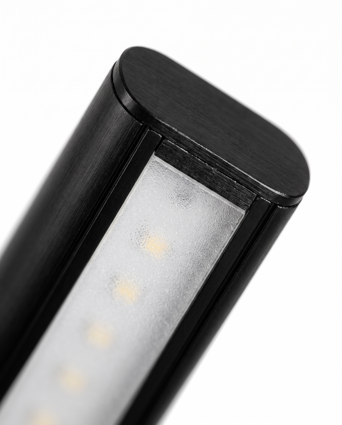 Solene LED bar diffuser end, close-up