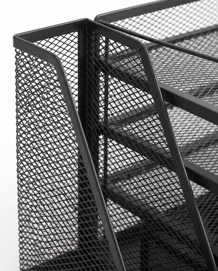 Ordine vertical file-slot detail, close-up