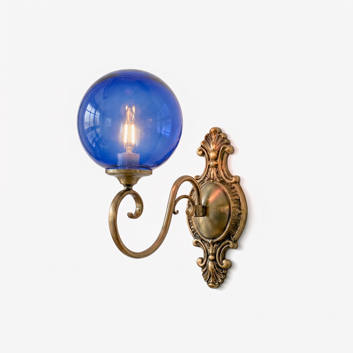Vintarose in Brass & Blue