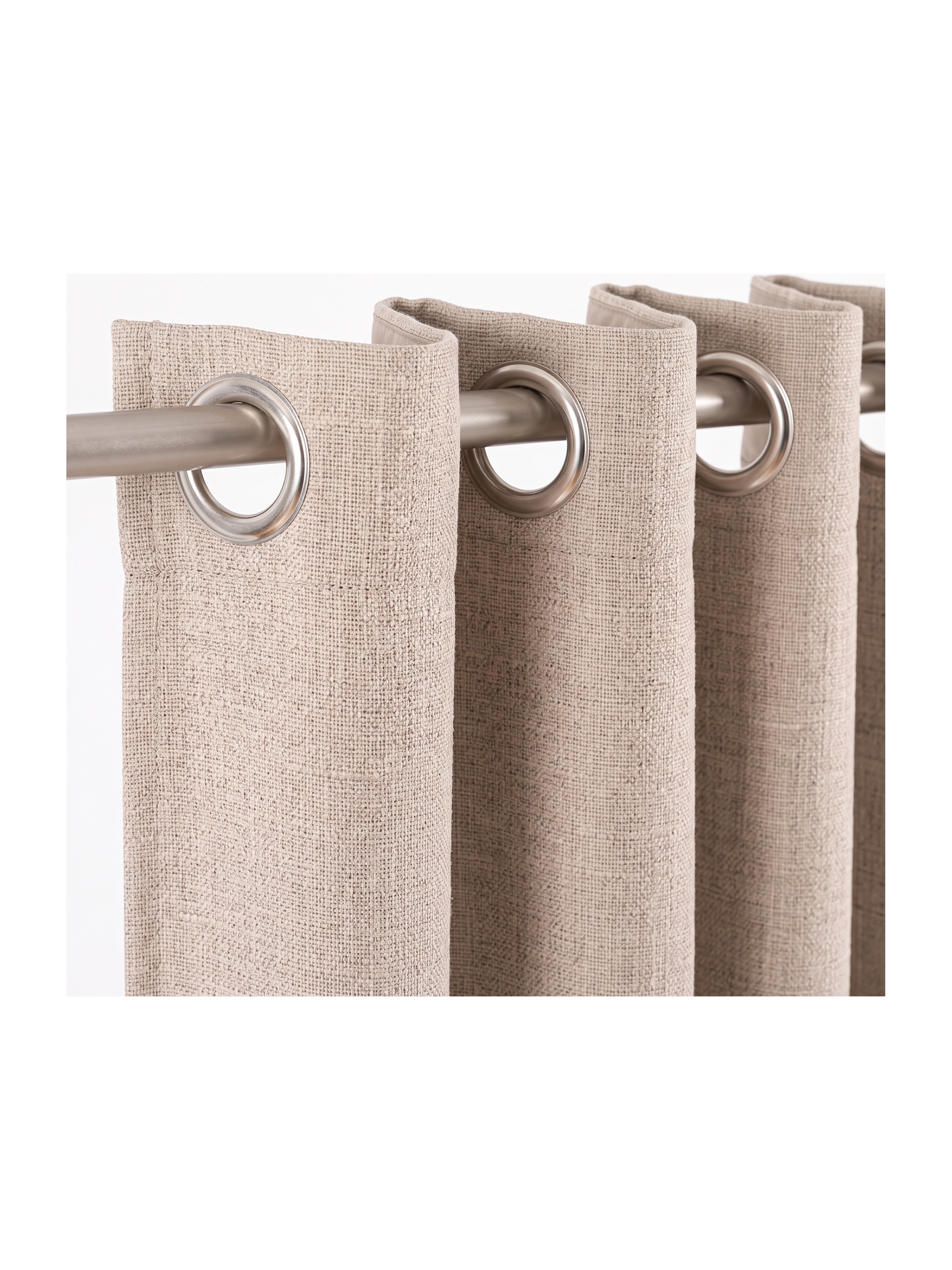 Linden curtains, grommet detail