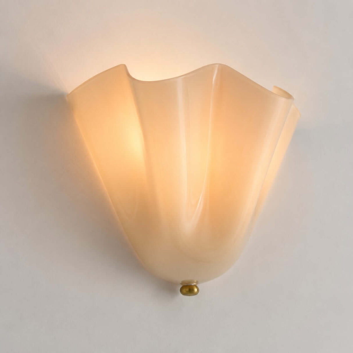 Zerane wall sconce