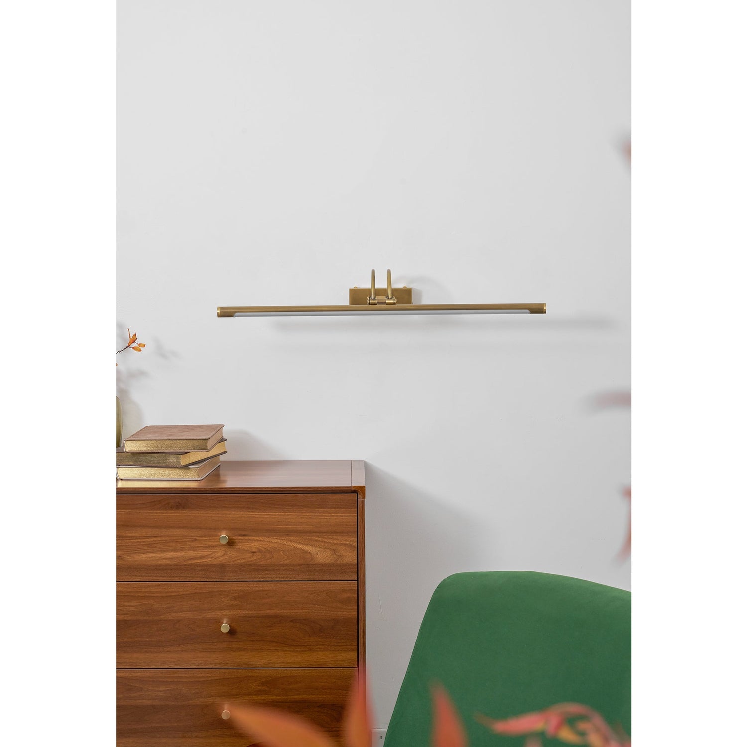 Alton wall lamp