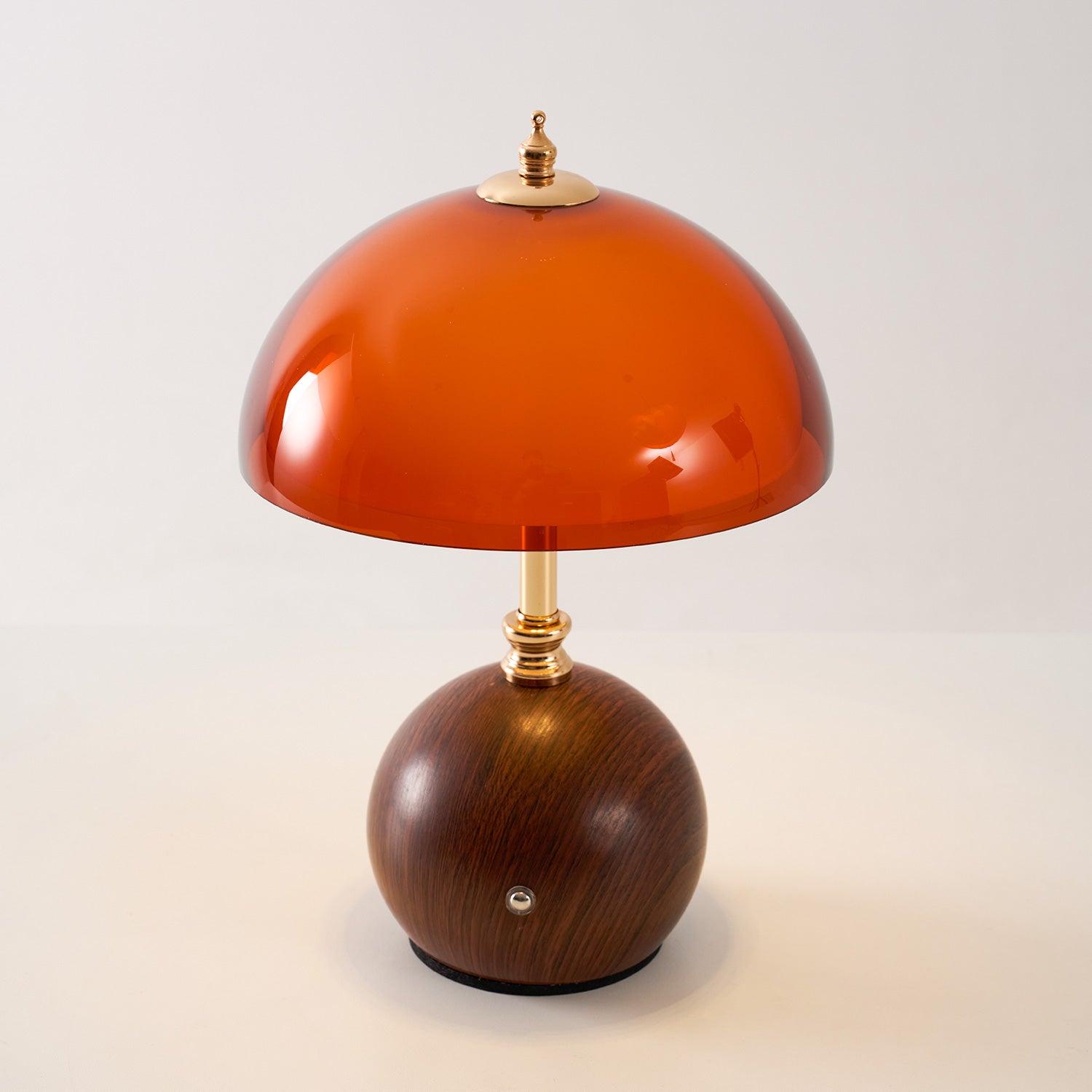 Coby table lamp
