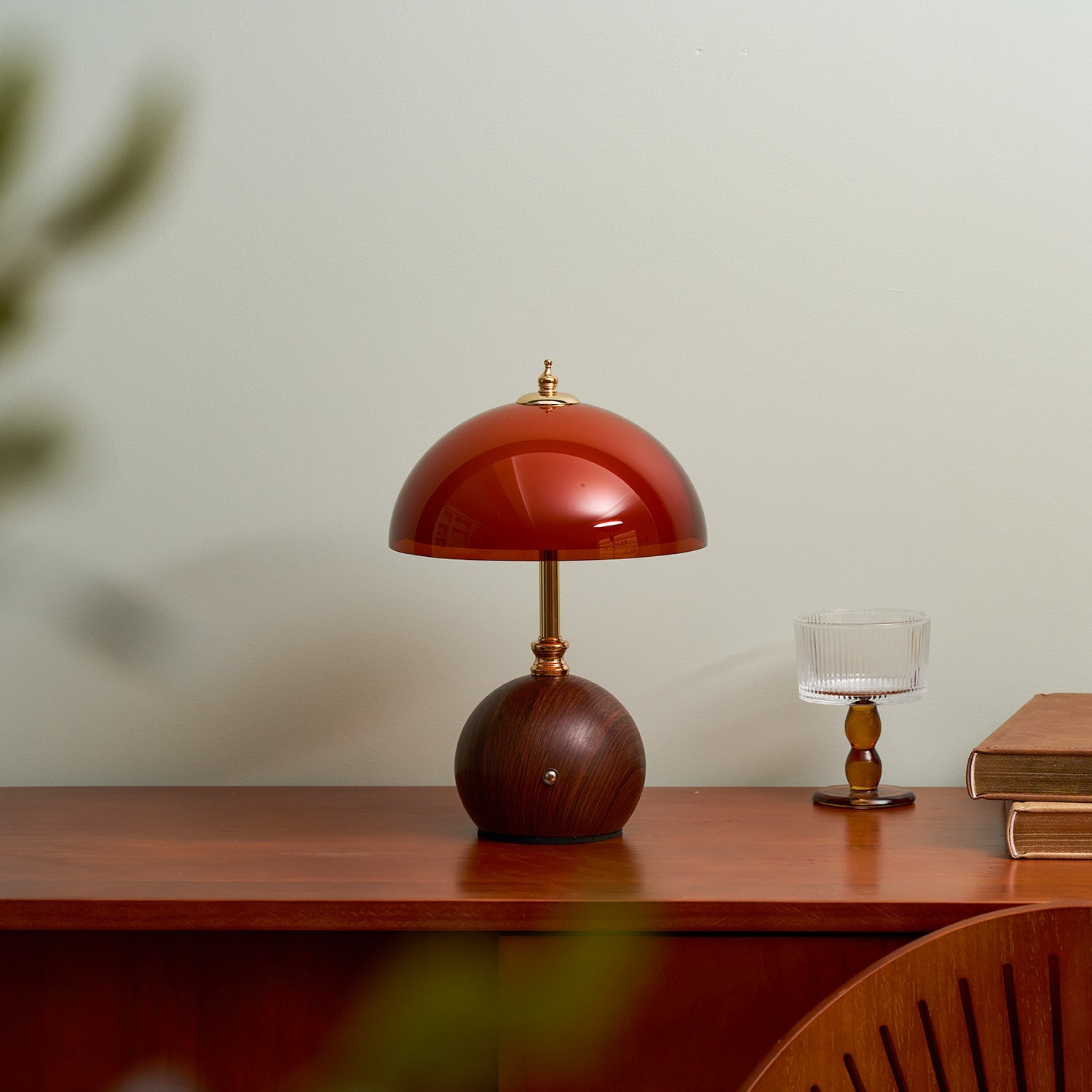 Coby table lamp