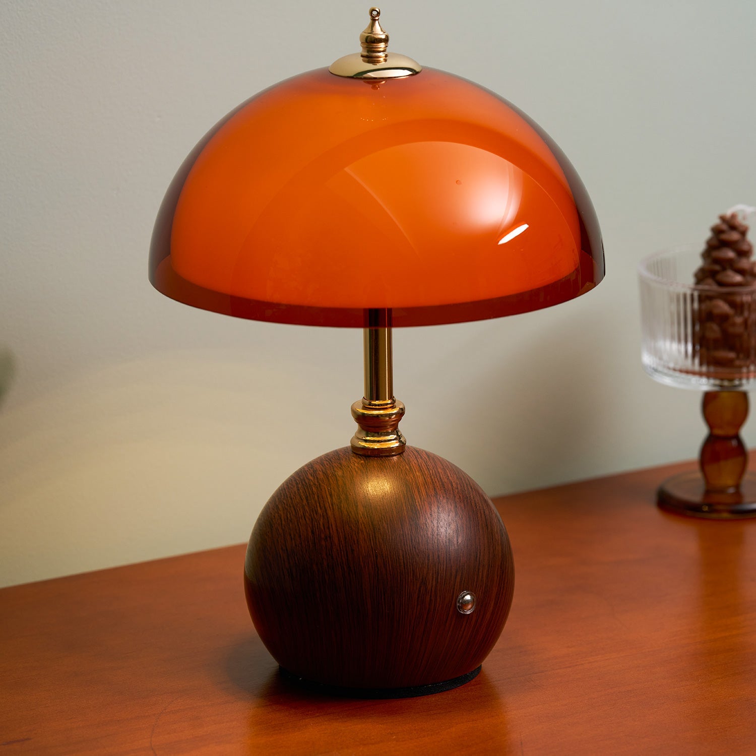 Coby table lamp
