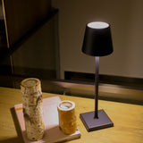 Vessa table lamp