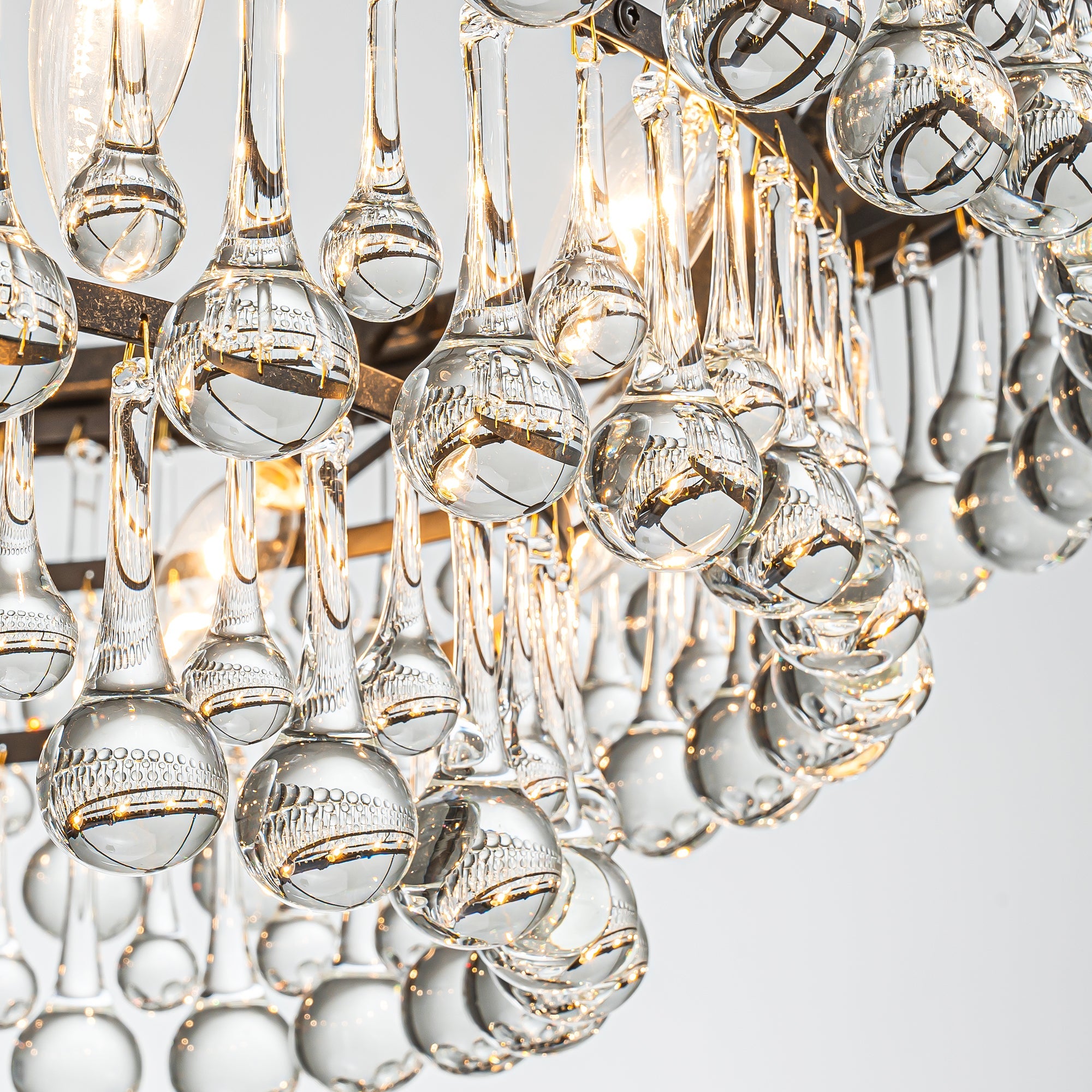 Elegant Crystal Chandelier | 10-Light Modern Design with Adjustable Height | Stunning Dining Room Light for Glamorous Ambiance