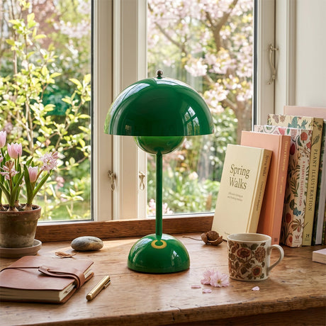 Domo table lamp
