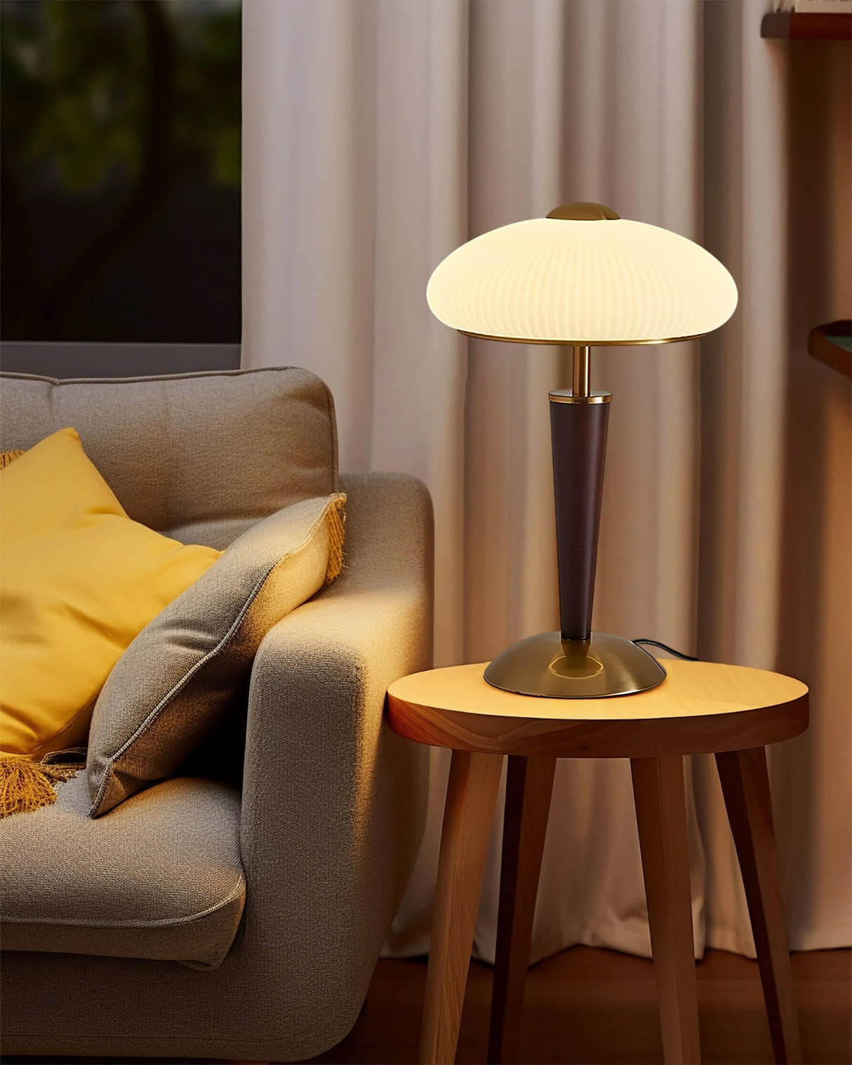 Herman table lamp