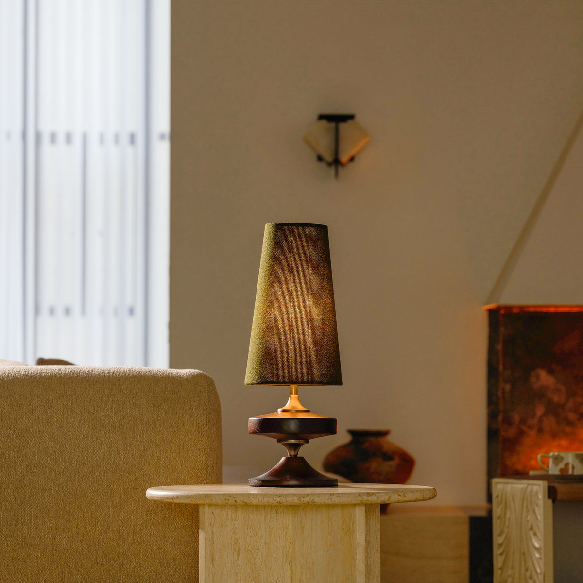 Alvar table lamp