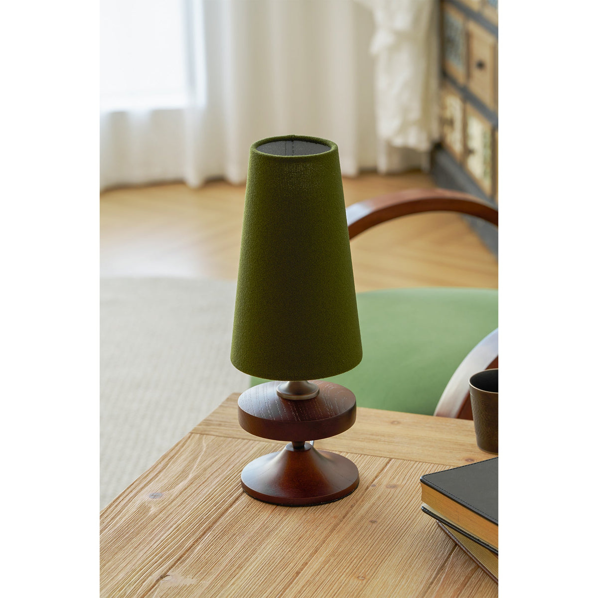 Alvar table lamp