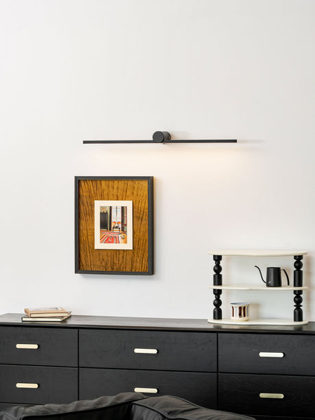 Trace wall sconce