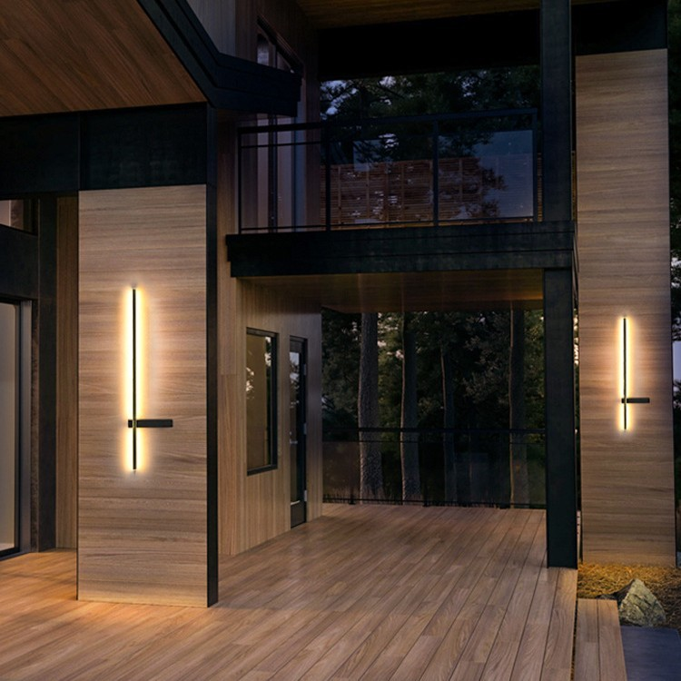 Luminara – Außenwandleuchte im Säulendesign