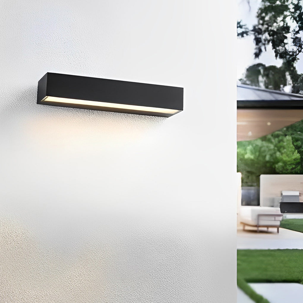 Luminara | Sleek Modern Waterproof Outdoor Wall Light Fixture 4