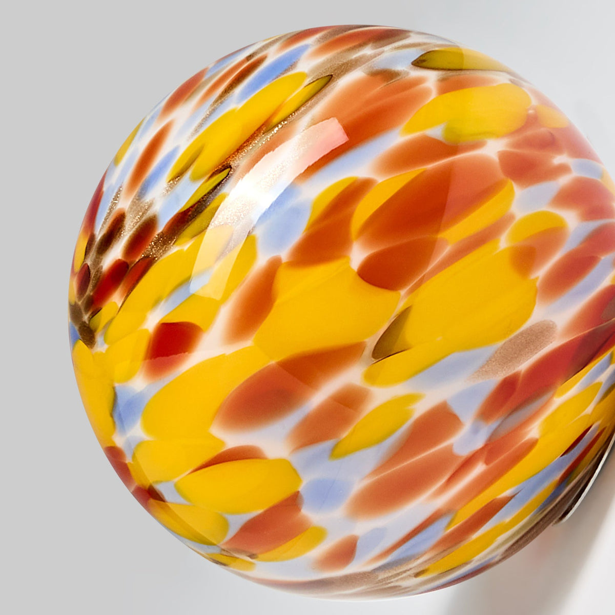 Oria glass detail