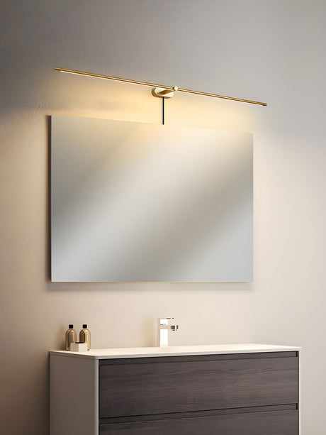 Lineo gold bathroom light