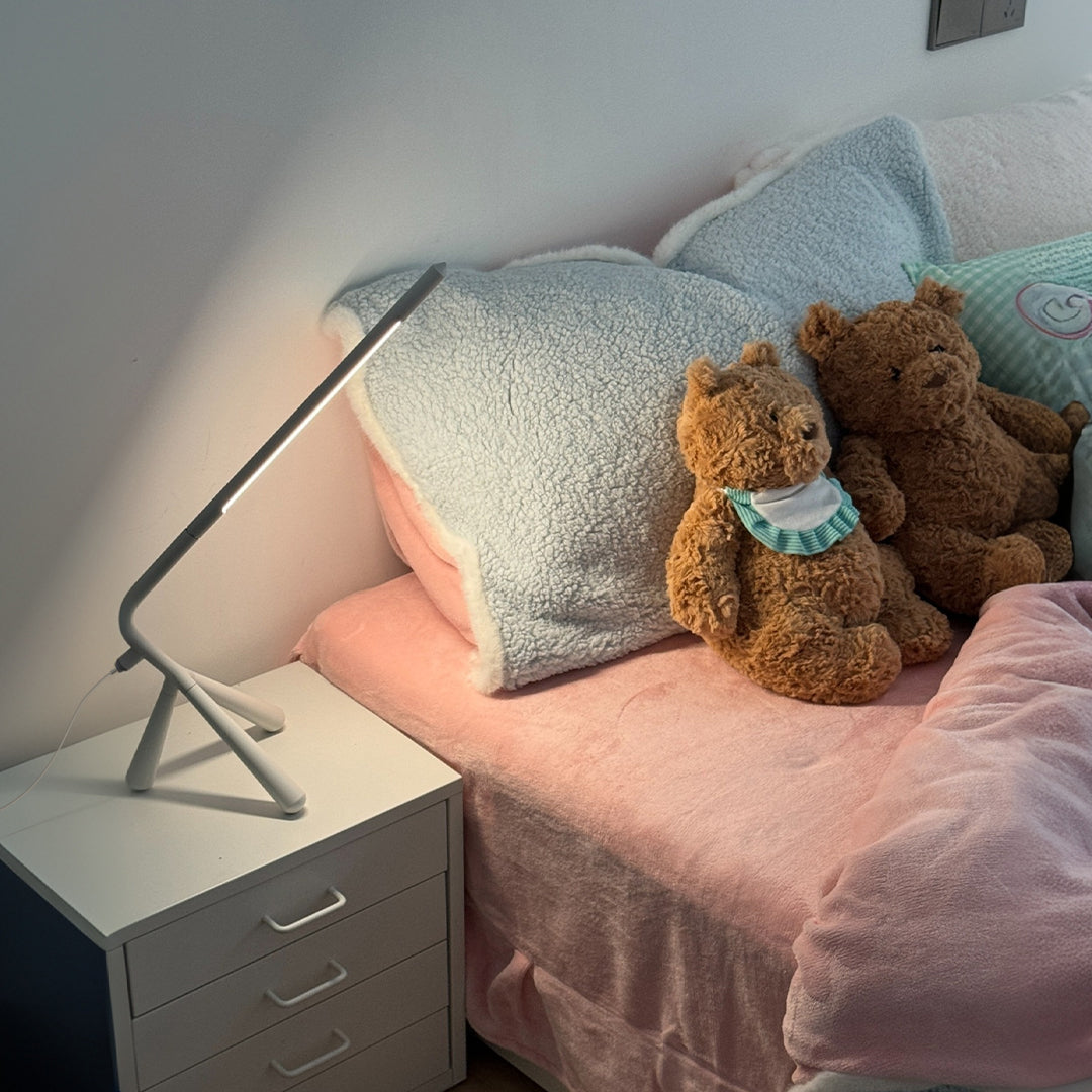 Minimalist Three-Legged Table Lamp with 360° Rotation & Eye-Care LED | Modern Bedside Lamp for Comfortable Reading