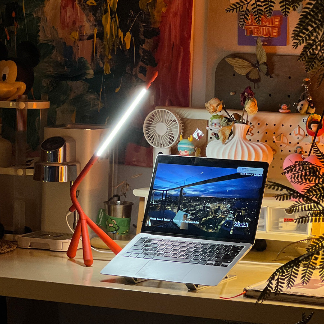 Minimalist Three-Legged Table Lamp with 360° Rotation & Eye-Care LED | Modern Bedside Lamp for Comfortable Reading