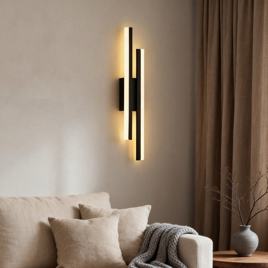 Modern Asymmetric Vanity Light Bar with Adjustable Color Temperature | Stylish Iron Bathroom Lighting for Flexible Illumination