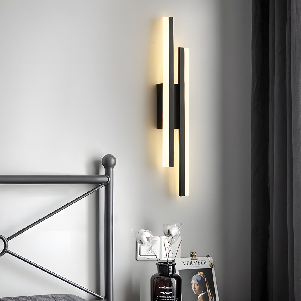 Modern Asymmetric Vanity Light Bar with Adjustable Color Temperature | Stylish Iron Bathroom Lighting for Flexible Illumination