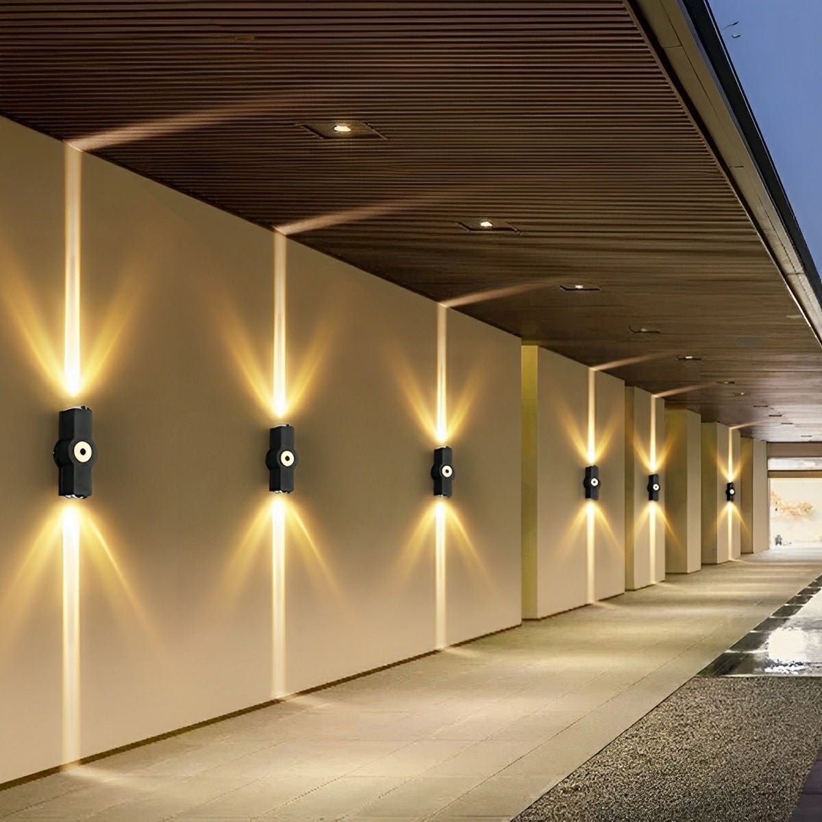 Modern Waterproof Black Outdoor LED Wall Spotlight