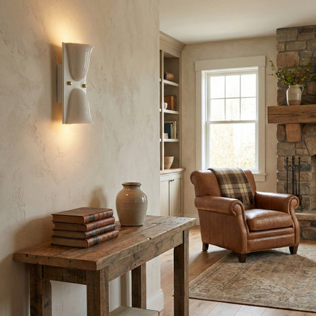 Mollo wall sconce
