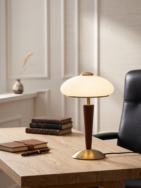 Herman table lamp