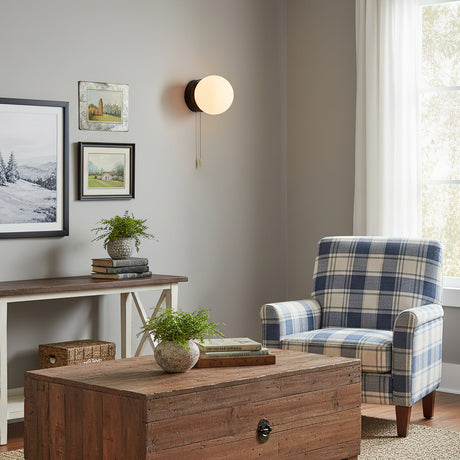 Moorsa wall sconce