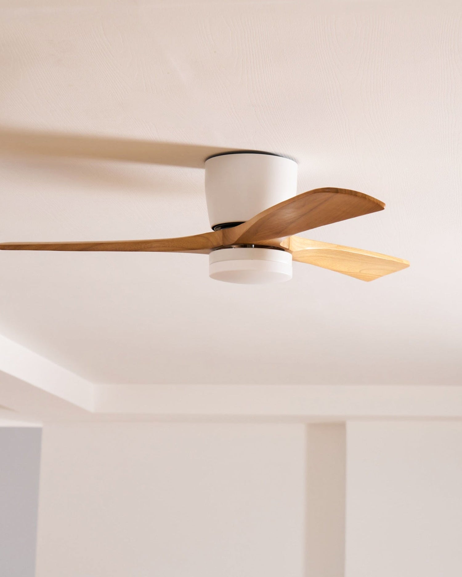 Henrik ceiling fan
