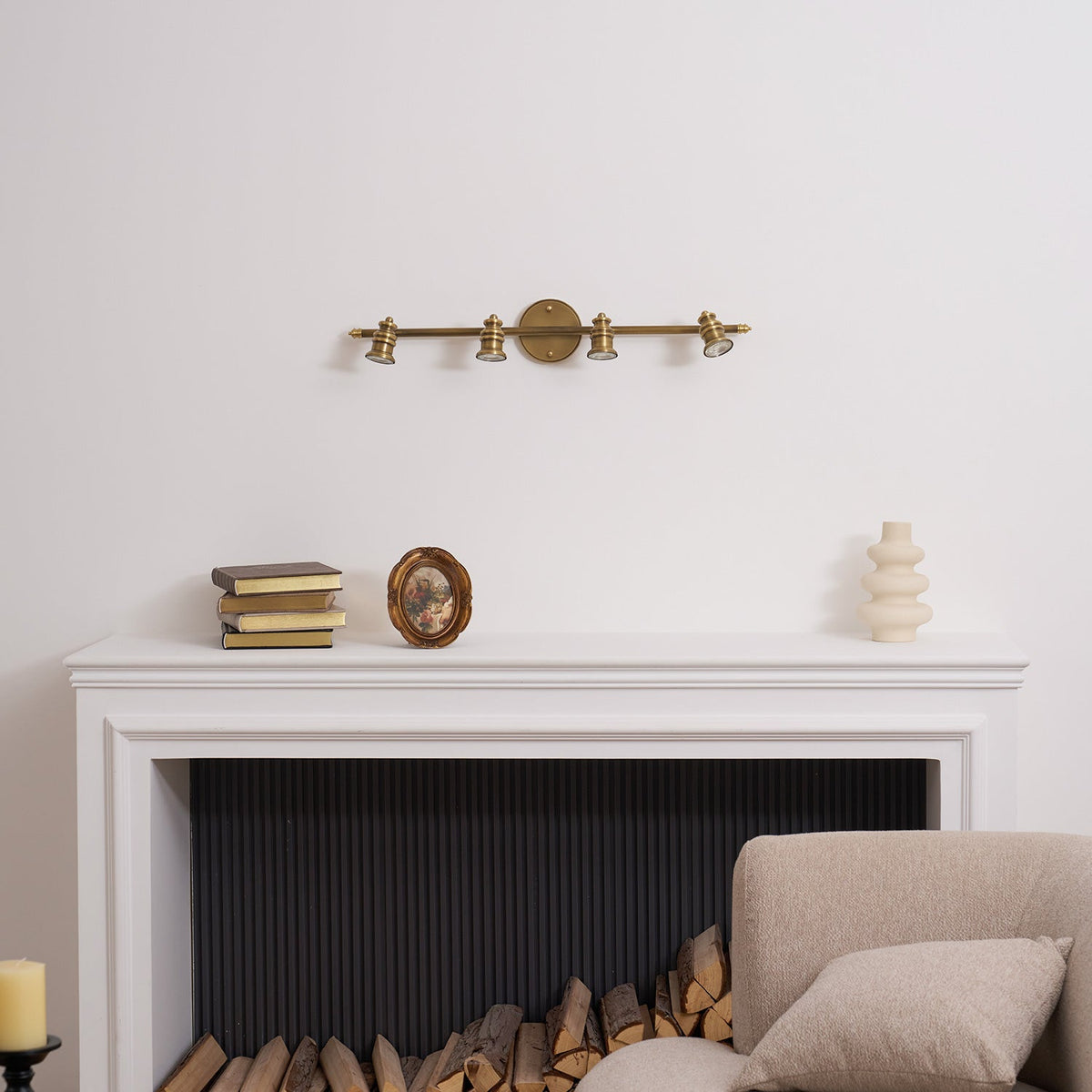 Halophane wall lamp