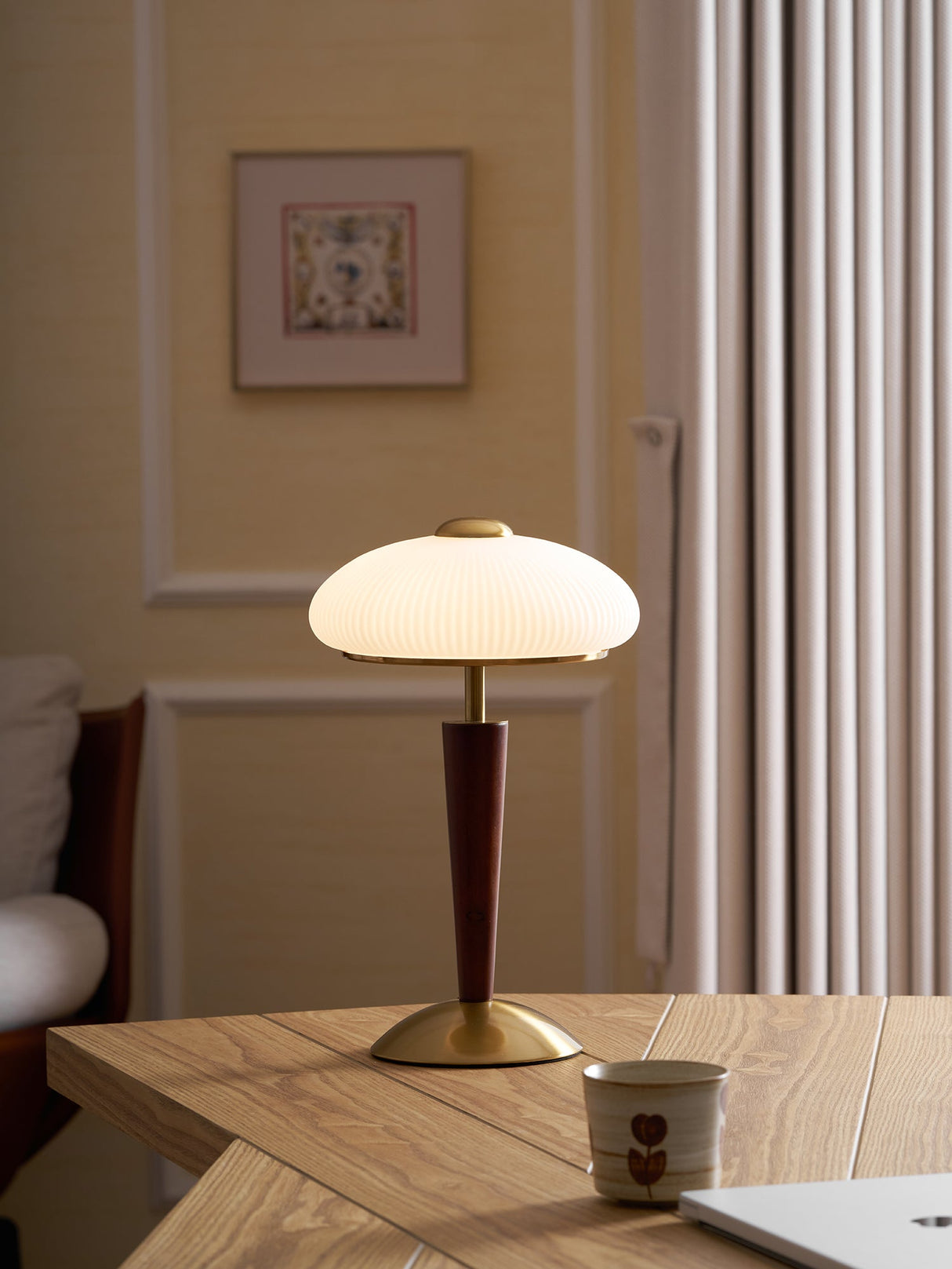 Herman table lamp