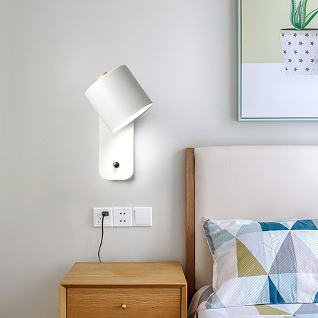 Cylo wall sconce
