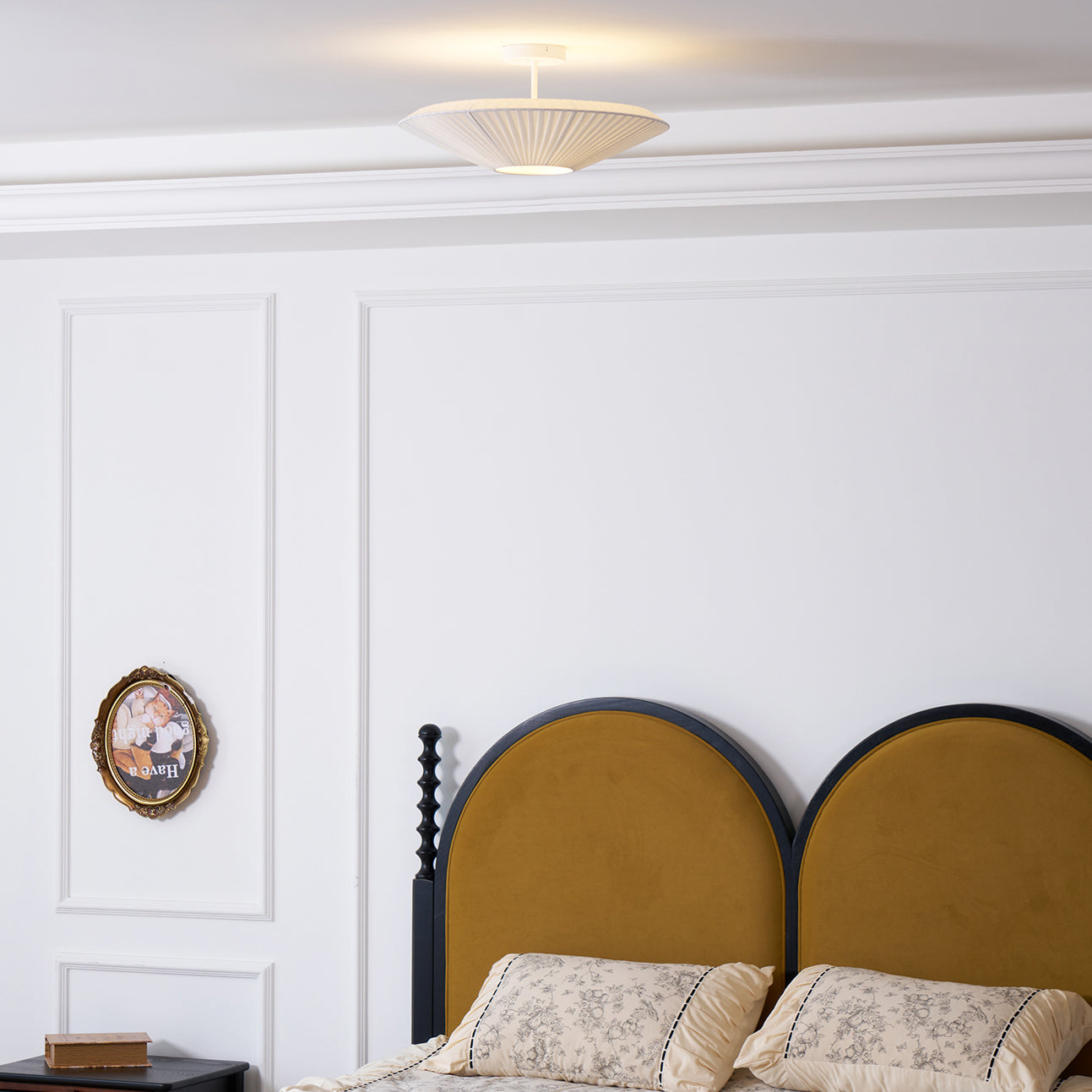 Siam Ceiling Light Modern Drum Flush-Mount Fixture for Living & Bedroom