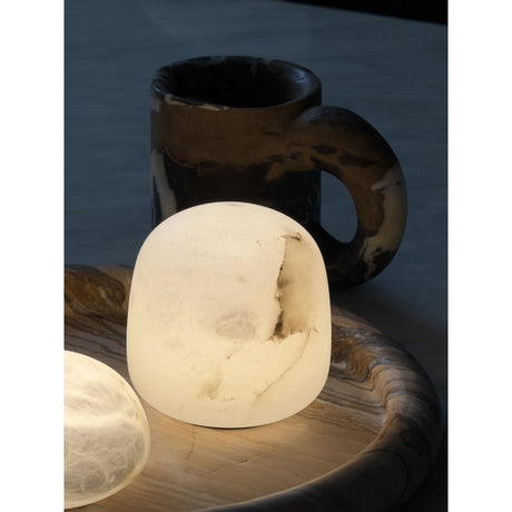 Snowflake table lamp