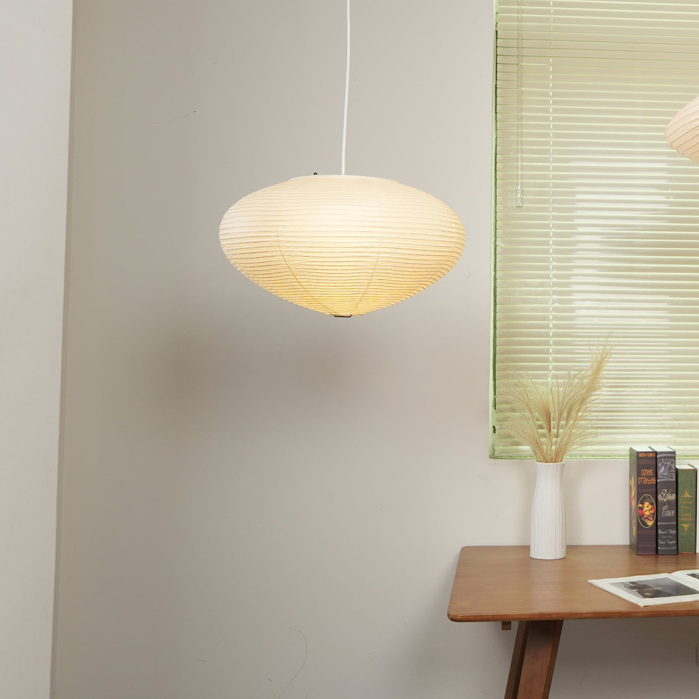 Pendelleuchte aus Japanpapier, handgefertigt, warmes Licht