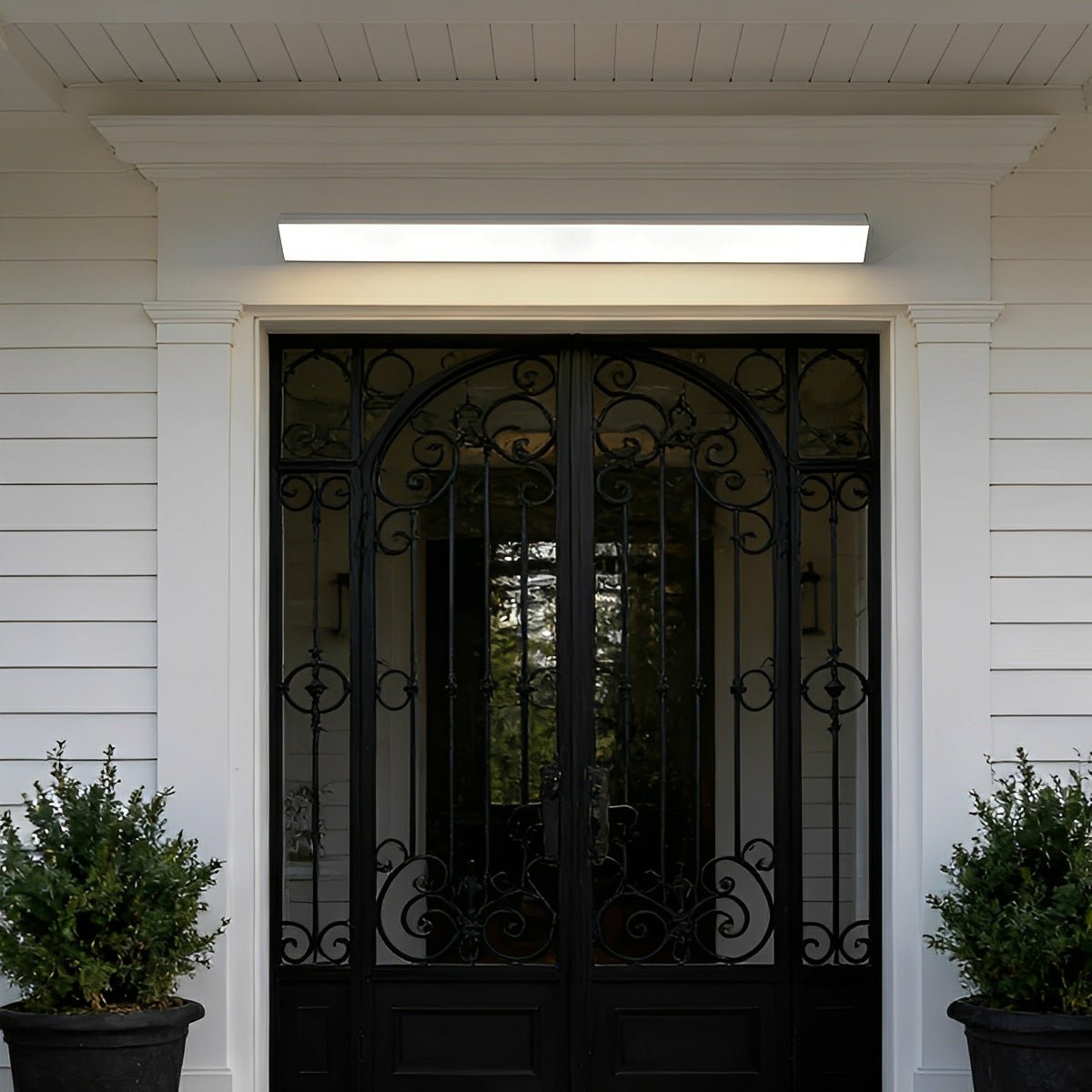 White Waterproof Outdoor LED Wall Strip Light