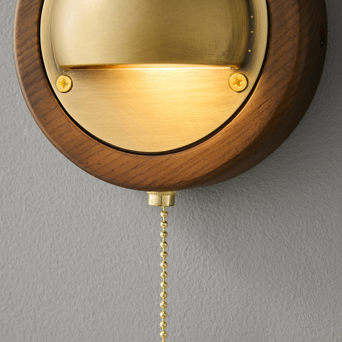 Thane detail