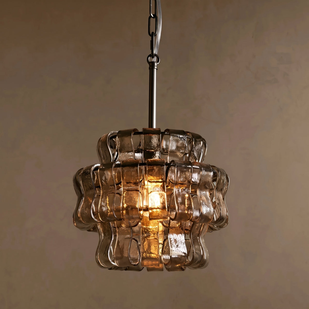 Lifestyle: Nirsa pendant light