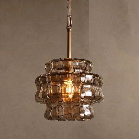 Lifestyle: Nirsa pendant light