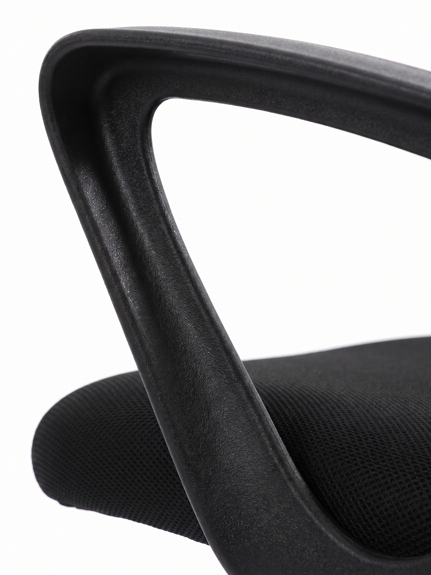 Brisa loop armrest and seat edge, close-up