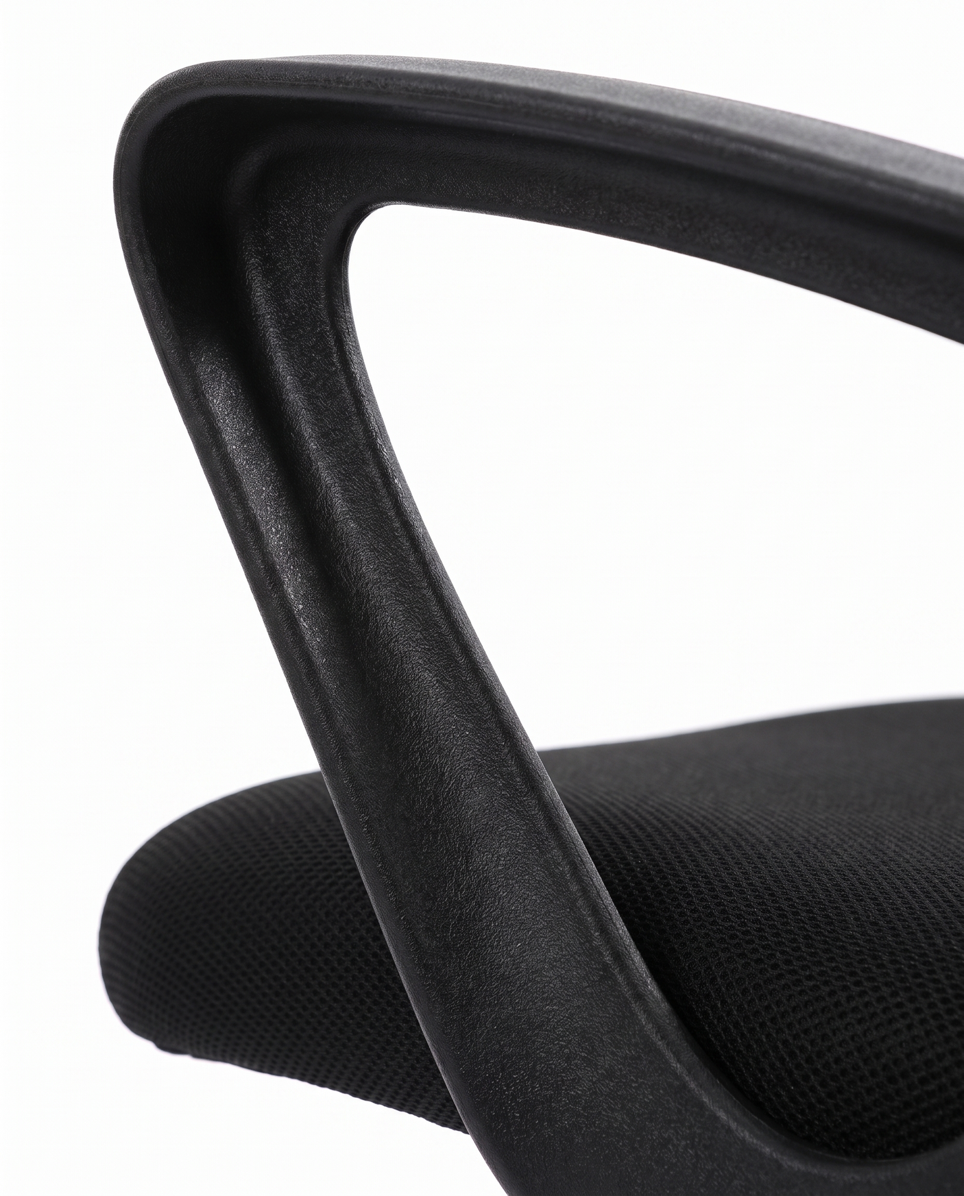 Brisa loop armrest and seat edge, close-up